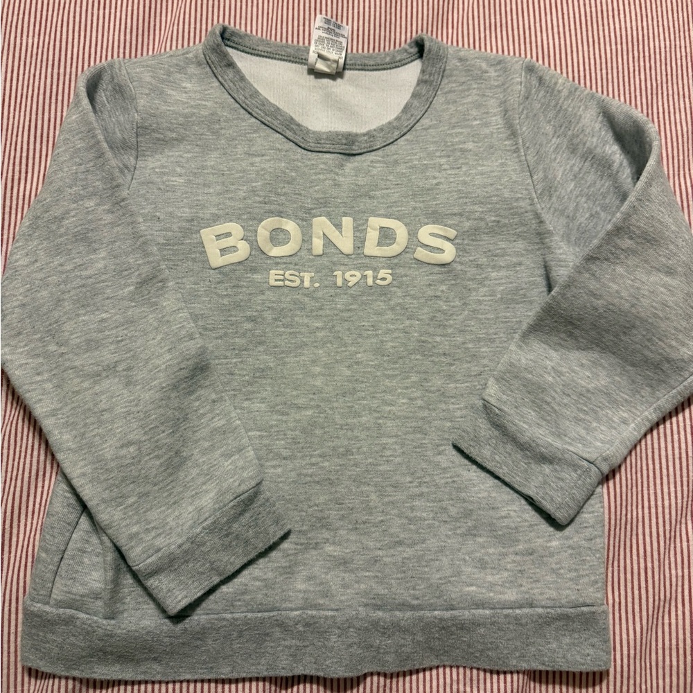 Bonds kids sweater size 6 grey